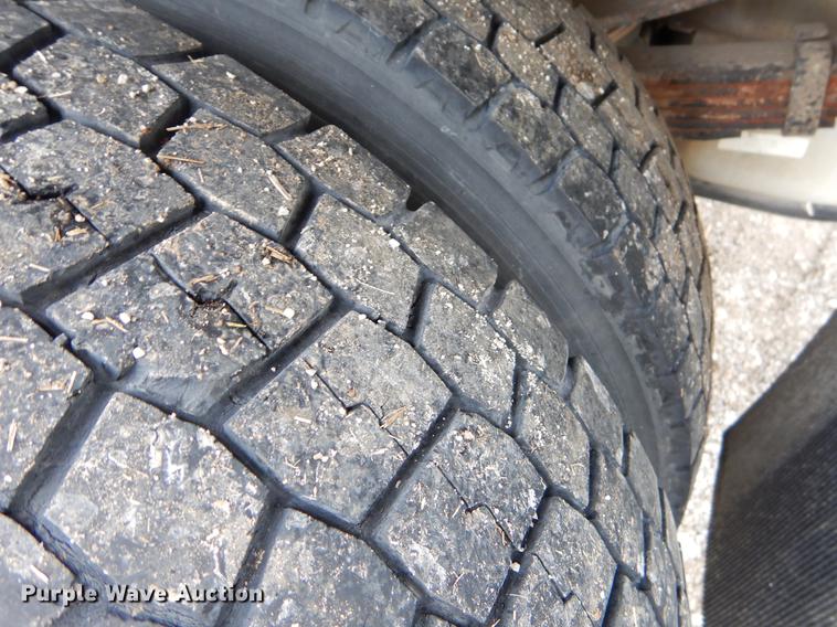 image for item FH9321 2012 Ford F450 Super Duty Crew Cab flatbed truck