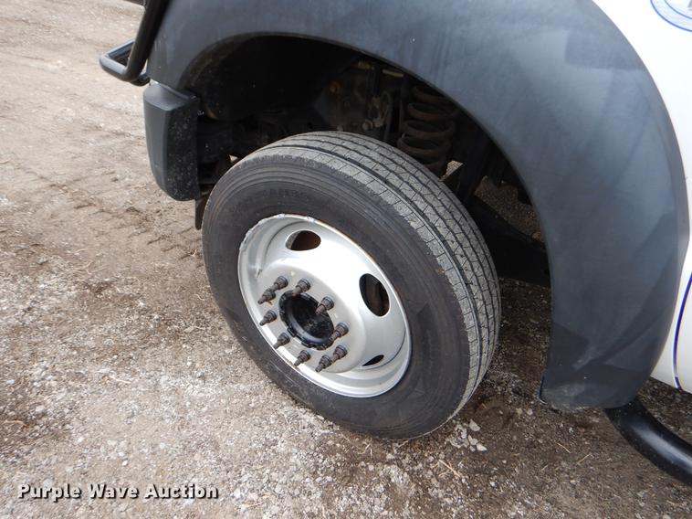 image for item FH9321 2012 Ford F450 Super Duty Crew Cab flatbed truck