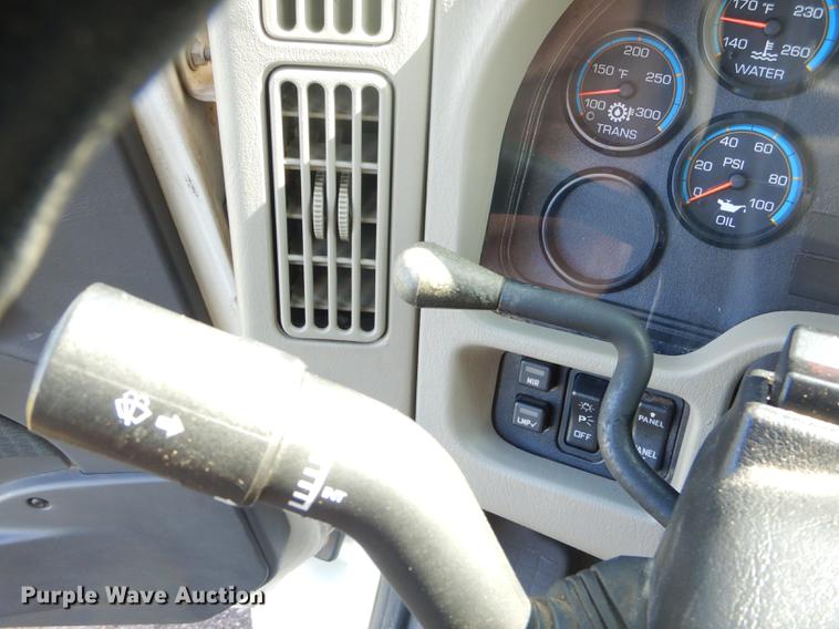 image for item FH9388 2009 International DuraStar 4300 refrigerated truck