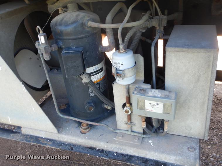 image for item FH9388 2009 International DuraStar 4300 refrigerated truck