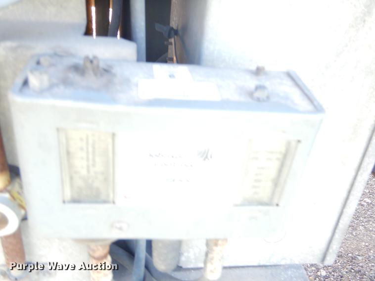 image for item FH9388 2009 International DuraStar 4300 refrigerated truck