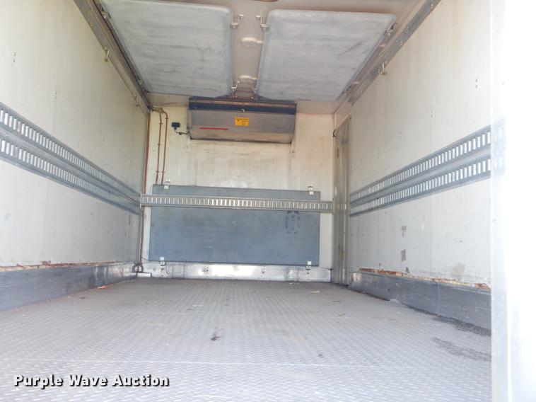 image for item FH9388 2009 International DuraStar 4300 refrigerated truck