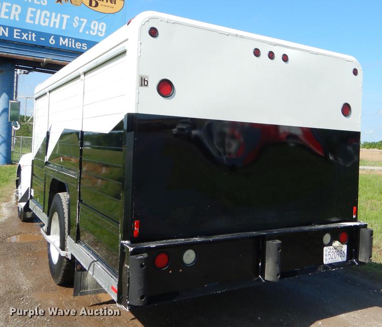 image for item FH9390 2009 Kenworth T370 delivery truck