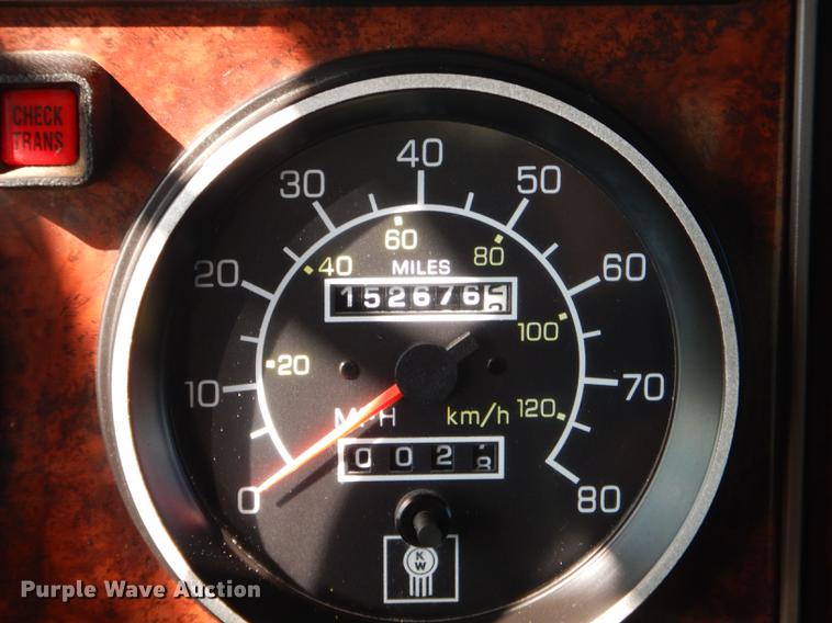 image for item FH9390 2009 Kenworth T370 delivery truck