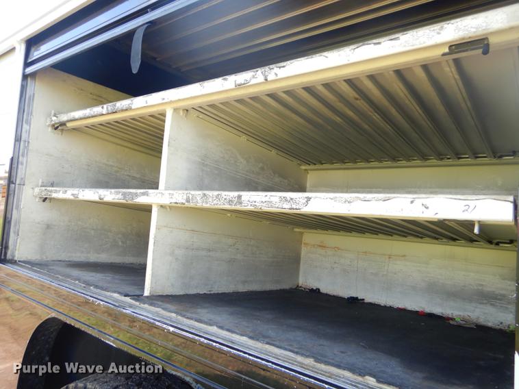 image for item FH9390 2009 Kenworth T370 delivery truck