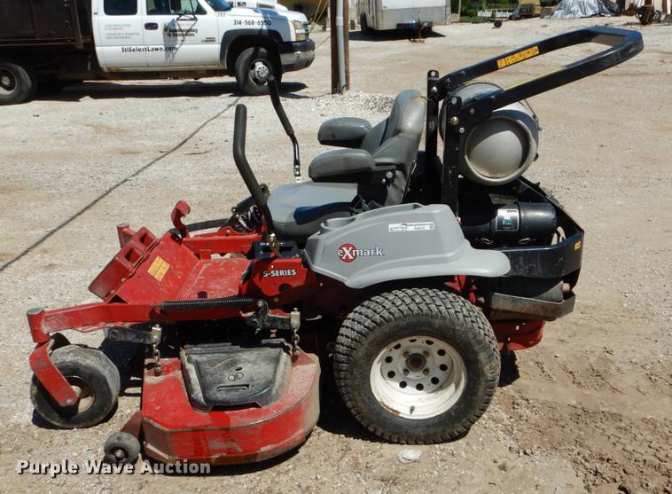 image for item FI9575 Ex Mark LZS740PKC60400 ZTR lawn mower
