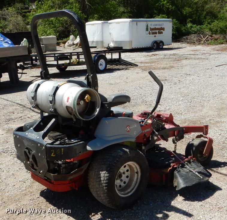 image for item FI9577 Ex Mark LZS740PKC60400 ZTR lawn mower