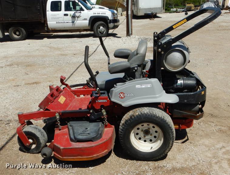 image for item FI9578 Ex Mark LZS740PKC60400 ZTR lawn mower