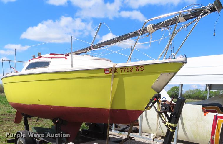 image for item FJ9017 1979 Bayliner Buccan sailboat