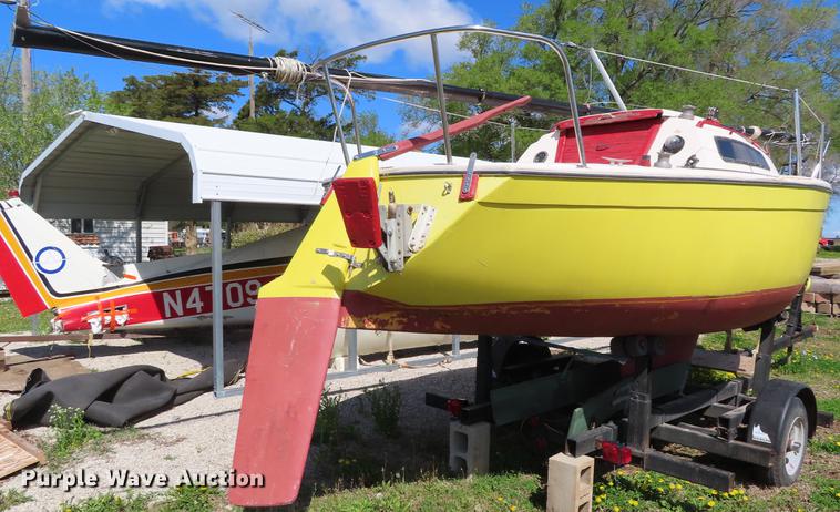 image for item FJ9017 1979 Bayliner Buccan sailboat