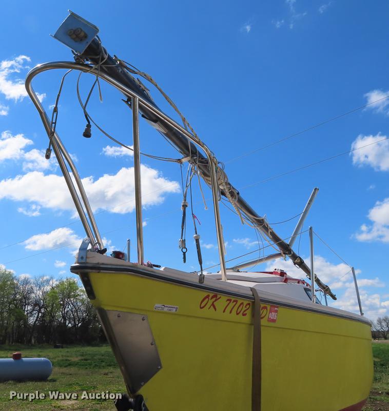 image for item FJ9017 1979 Bayliner Buccan sailboat
