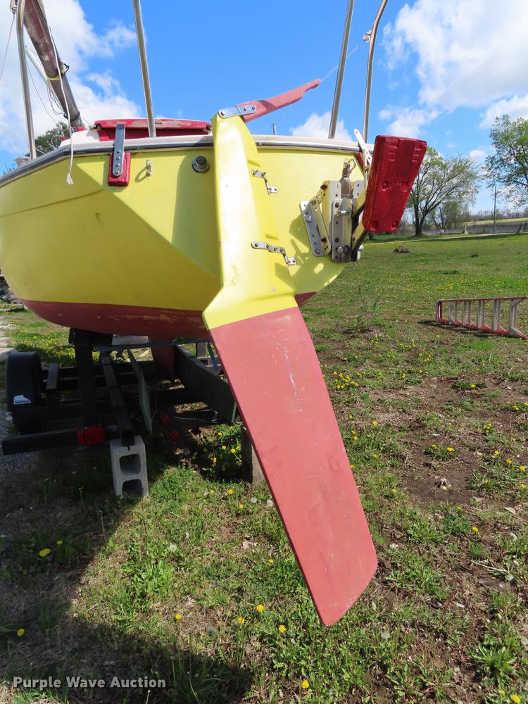 image for item FJ9017 1979 Bayliner Buccan sailboat