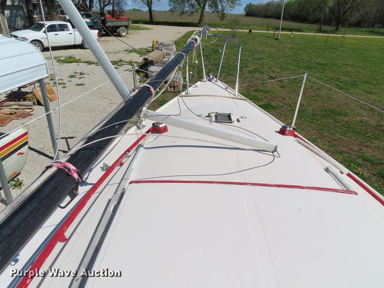 image for item FJ9017 1979 Bayliner Buccan sailboat