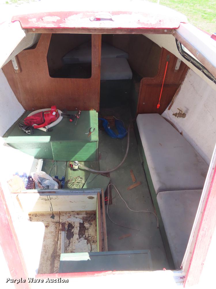 image for item FJ9017 1979 Bayliner Buccan sailboat