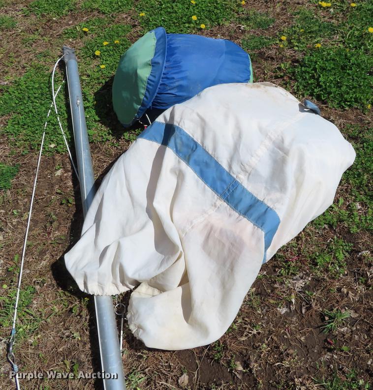 image for item FJ9017 1979 Bayliner Buccan sailboat