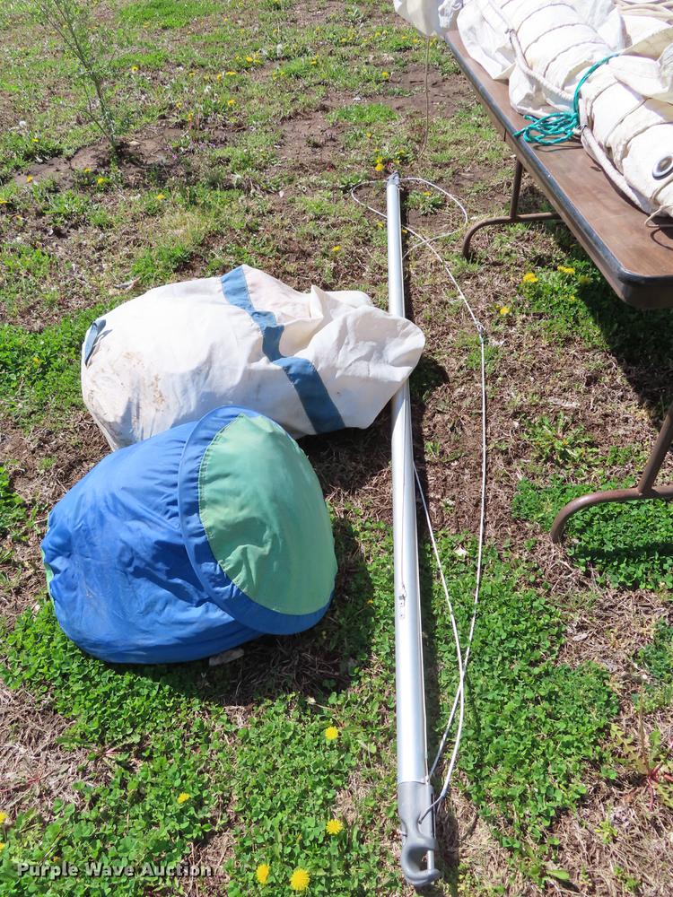 image for item FJ9017 1979 Bayliner Buccan sailboat