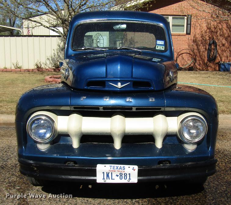 image for item FJ9670 1952 Ford F1 pickup truck