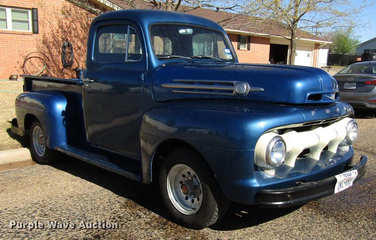 image for item FJ9670 1952 Ford F1 pickup truck