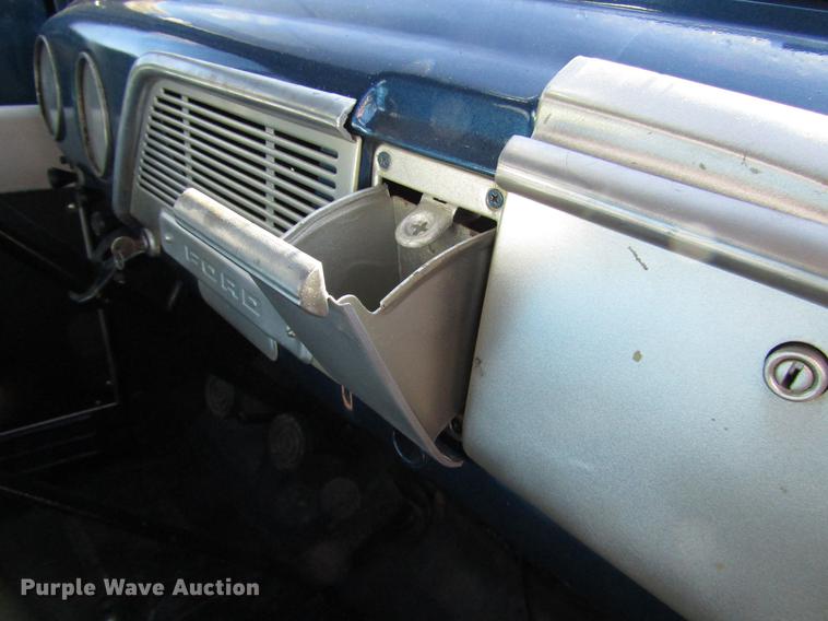 image for item FJ9670 1952 Ford F1 pickup truck