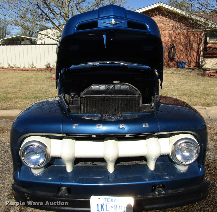 image for item FJ9670 1952 Ford F1 pickup truck
