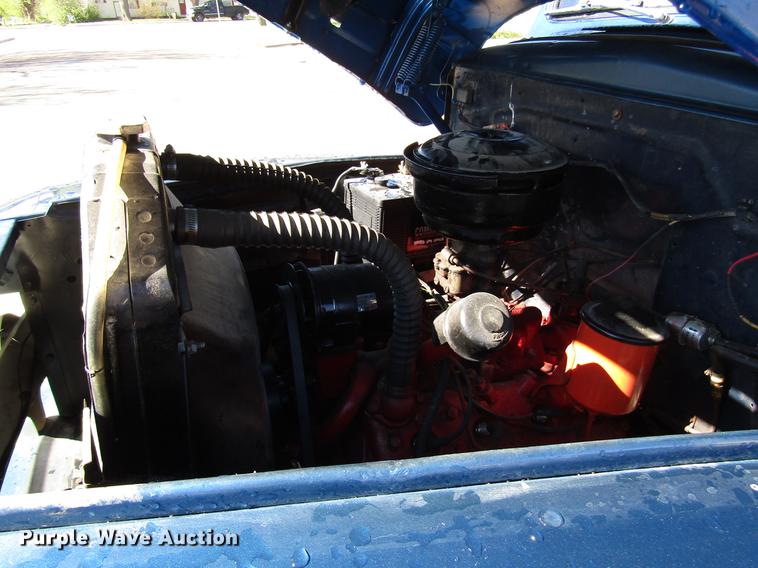 image for item FJ9670 1952 Ford F1 pickup truck