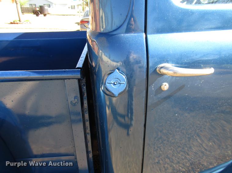 image for item FJ9670 1952 Ford F1 pickup truck