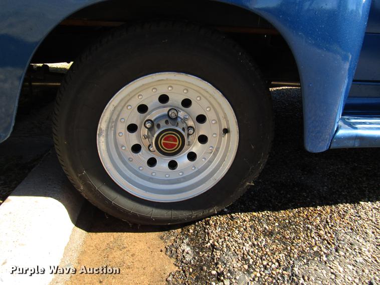 image for item FJ9670 1952 Ford F1 pickup truck