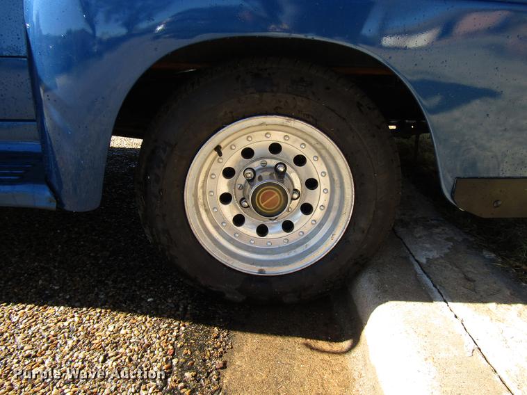 image for item FJ9670 1952 Ford F1 pickup truck