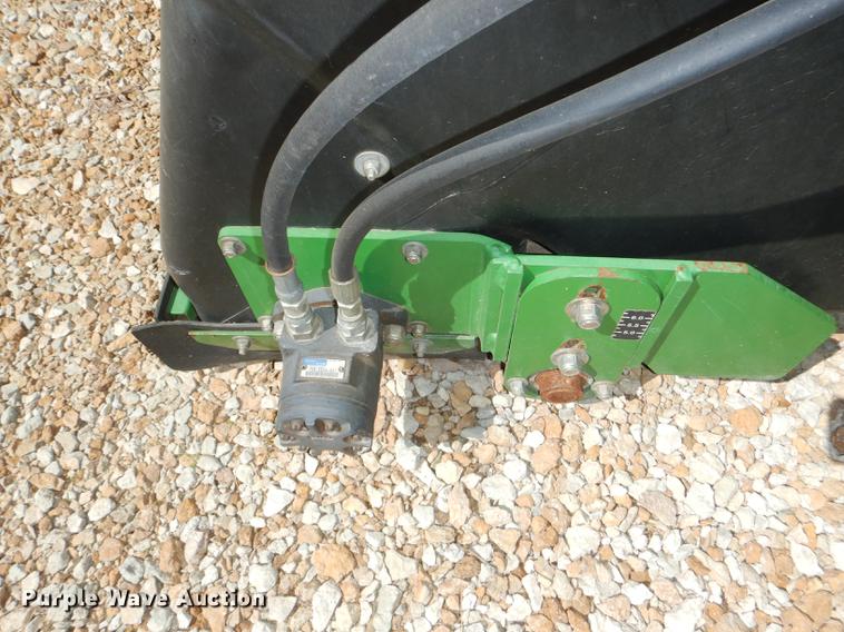 image for item FK9111 John Deere TC125 turf collector