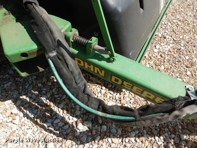 image for item FK9111 John Deere TC125 turf collector