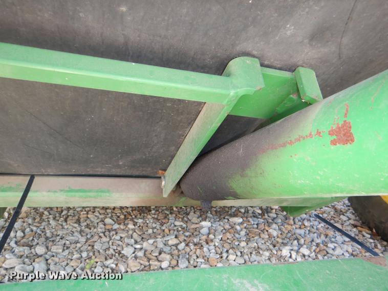 image for item FK9111 John Deere TC125 turf collector