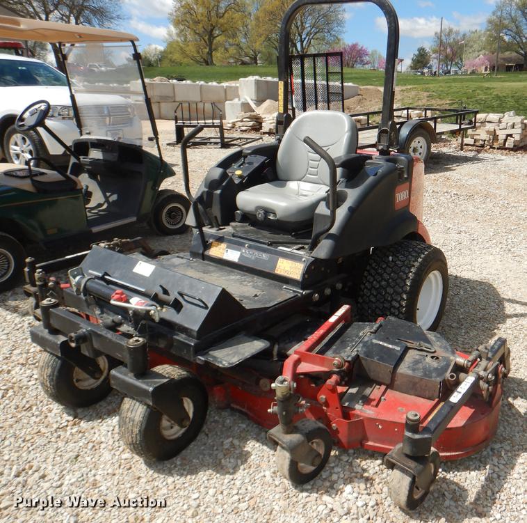 image for item FK9112 Toro Groundmaster 7210 lawn mower