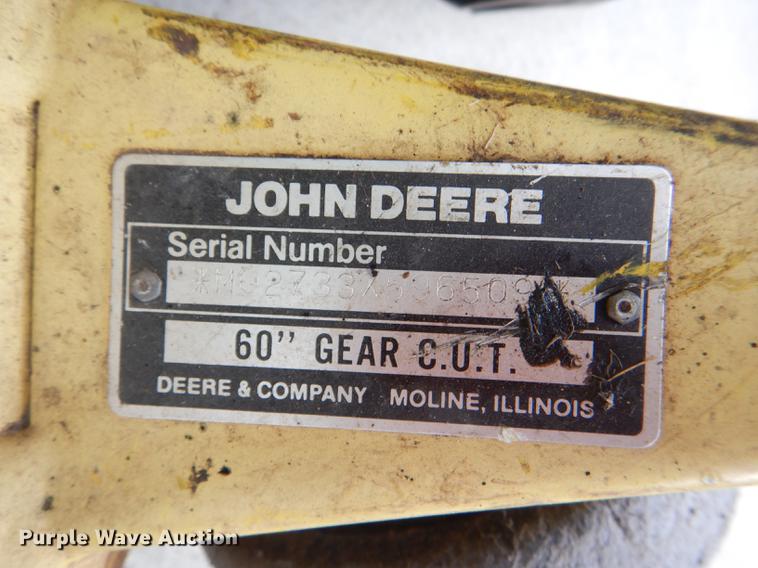 image for item FK9115 1992 John Deere 670 MFWD tractor