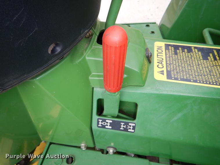image for item FK9115 1992 John Deere 670 MFWD tractor