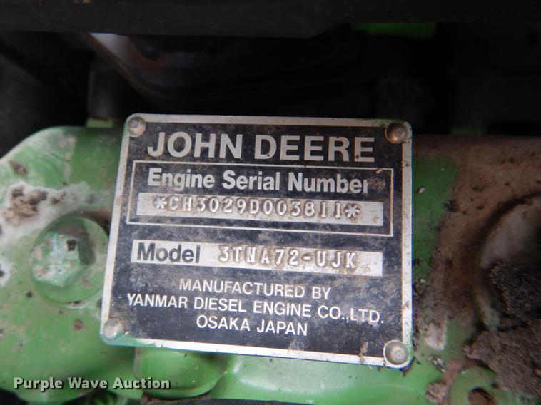 image for item FK9115 1992 John Deere 670 MFWD tractor