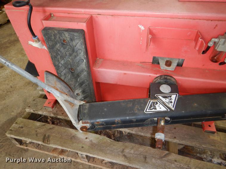 image for item FK9132 Tire machine and tire balancer