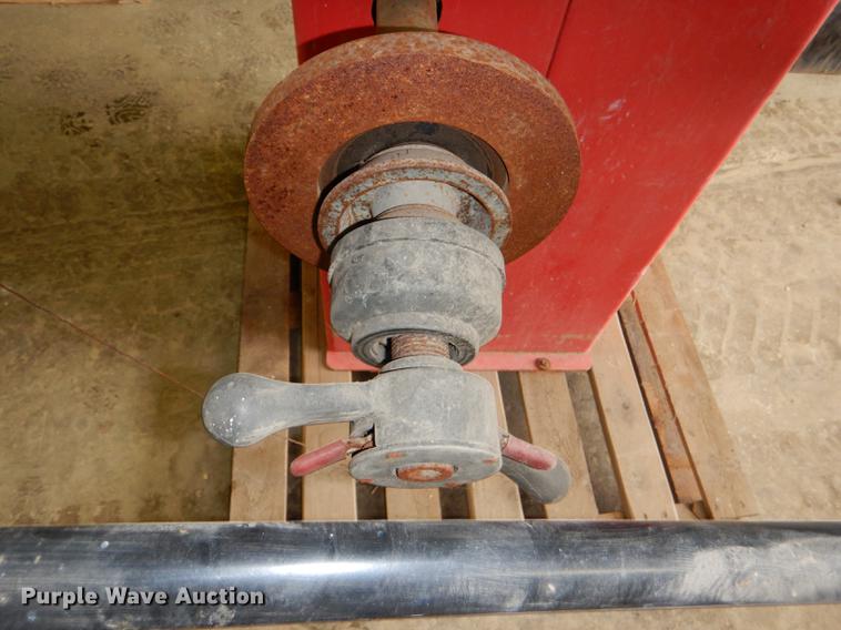 image for item FK9132 Tire machine and tire balancer