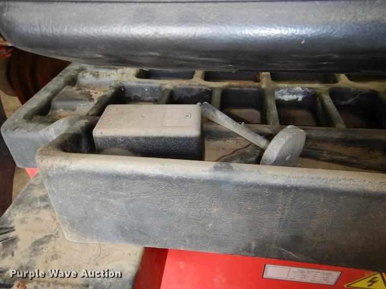 image for item FK9132 Tire machine and tire balancer