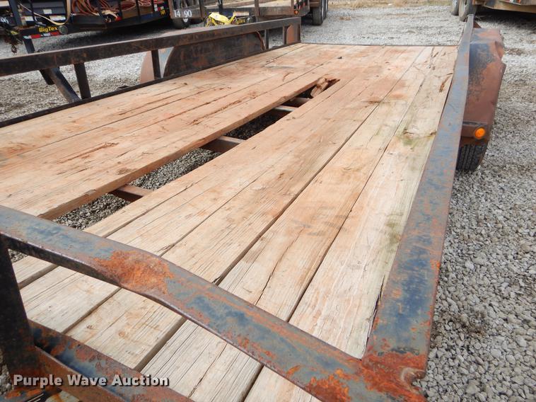 image for item FQ9578 2014 Lamar utility trailer