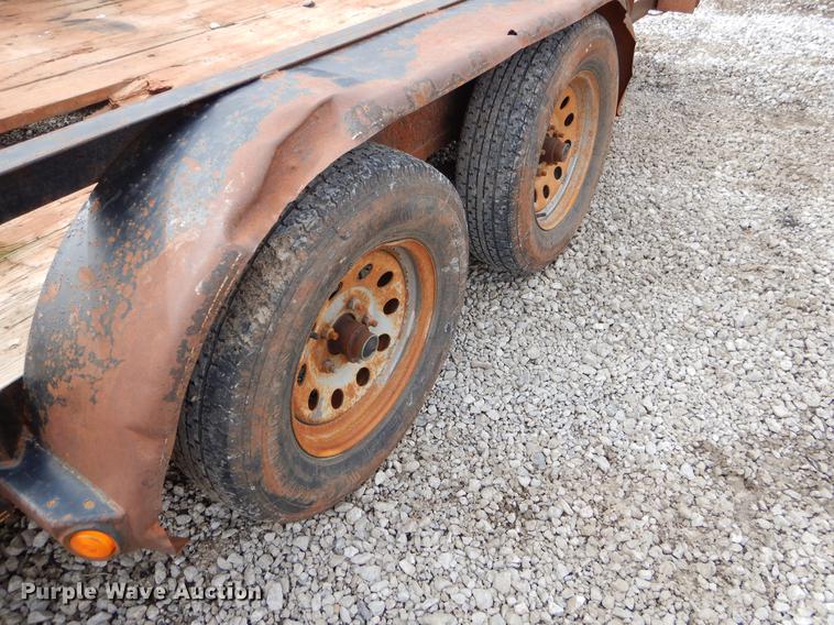 image for item FQ9578 2014 Lamar utility trailer