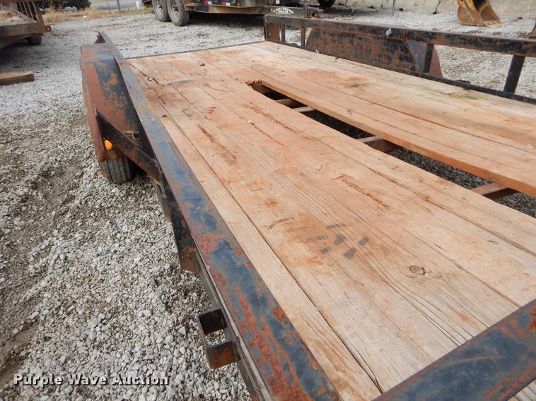 image for item FQ9578 2014 Lamar utility trailer