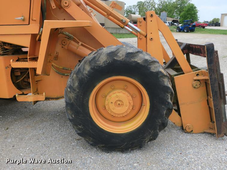 image for item DB8784 1979 Case W14 wheel loader