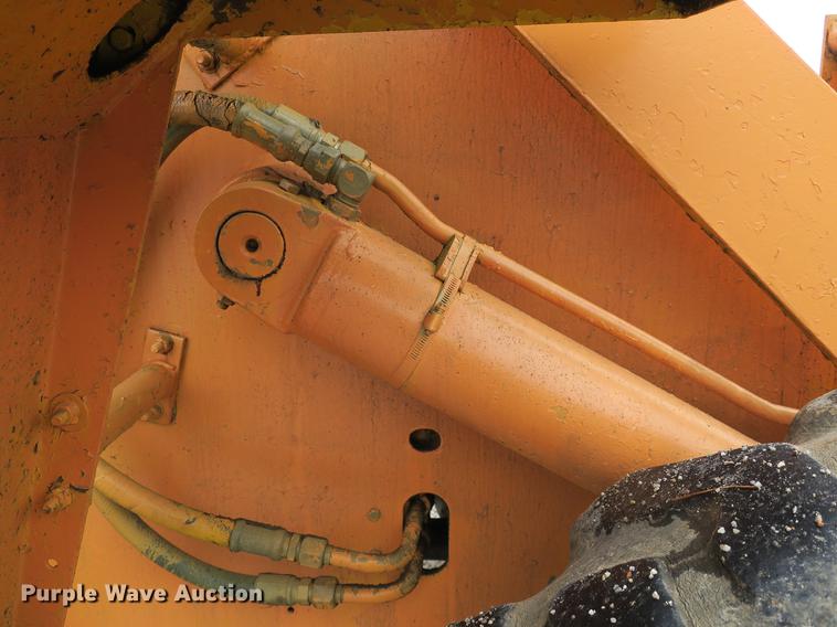 image for item DB8784 1979 Case W14 wheel loader
