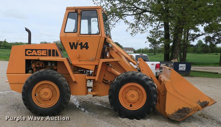 image for item DB8785 1981 Case W14 wheel loader
