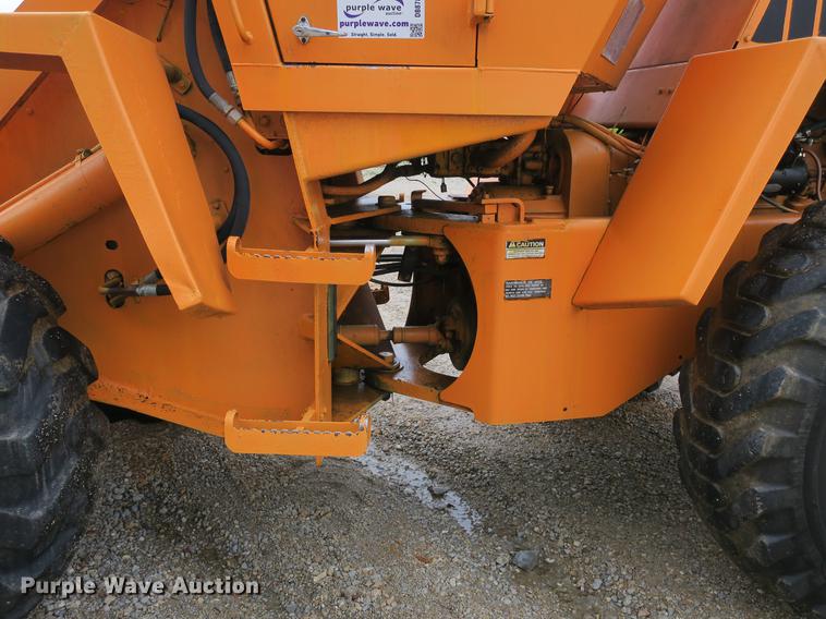 image for item DB8785 1981 Case W14 wheel loader