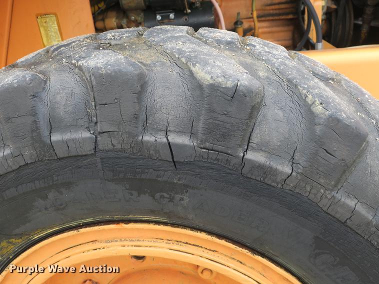 image for item DB8785 1981 Case W14 wheel loader