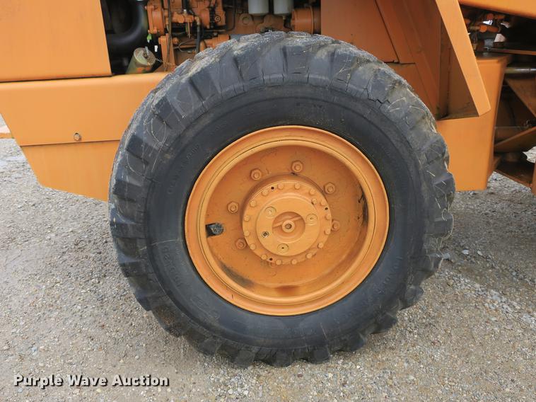 image for item DB8785 1981 Case W14 wheel loader