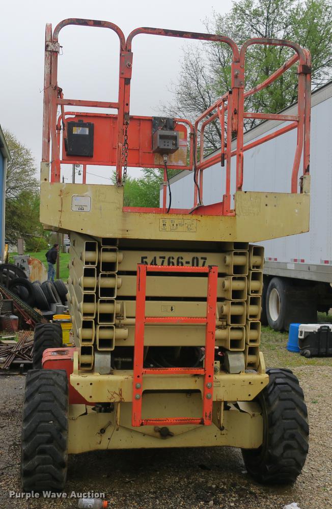 image for item DB8796 JLG 400CRT scissor lift