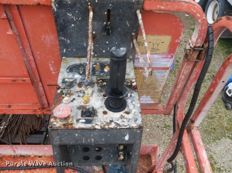 image for item DB8796 JLG 400CRT scissor lift