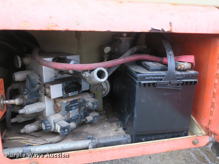 image for item DB8797 JLG 400CRT scissor lift